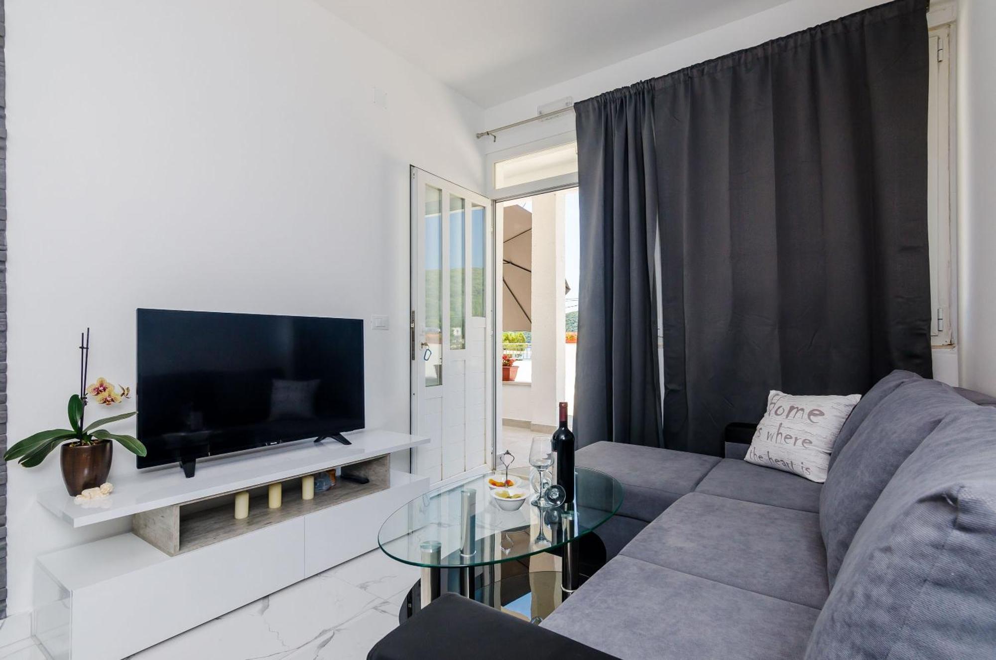 Mata Family Apartments Molunat Exteriér fotografie